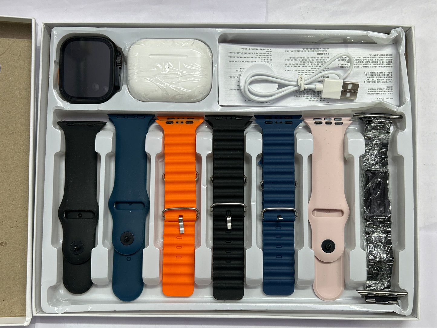 i20 Ultra 3 Max Suit Smart Watch With Free Earbuds