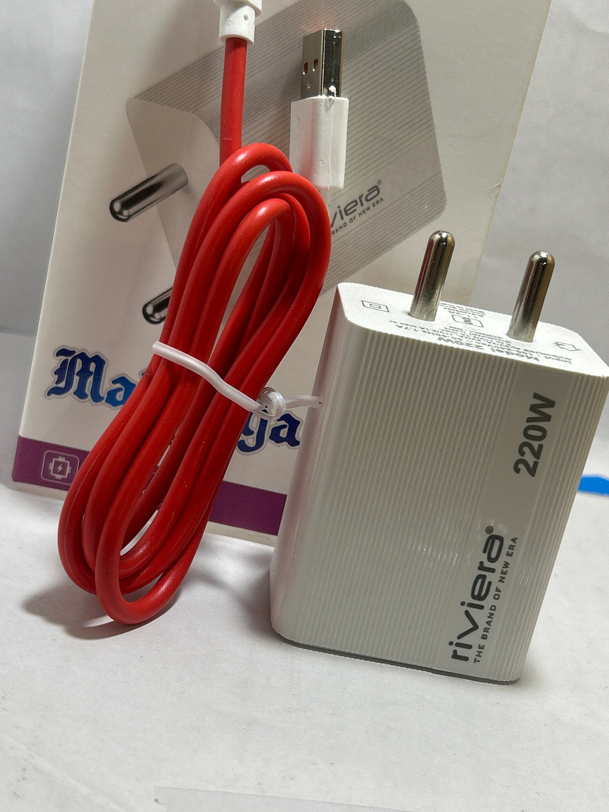 Riviera Maharaja 220W Super Fast Charger