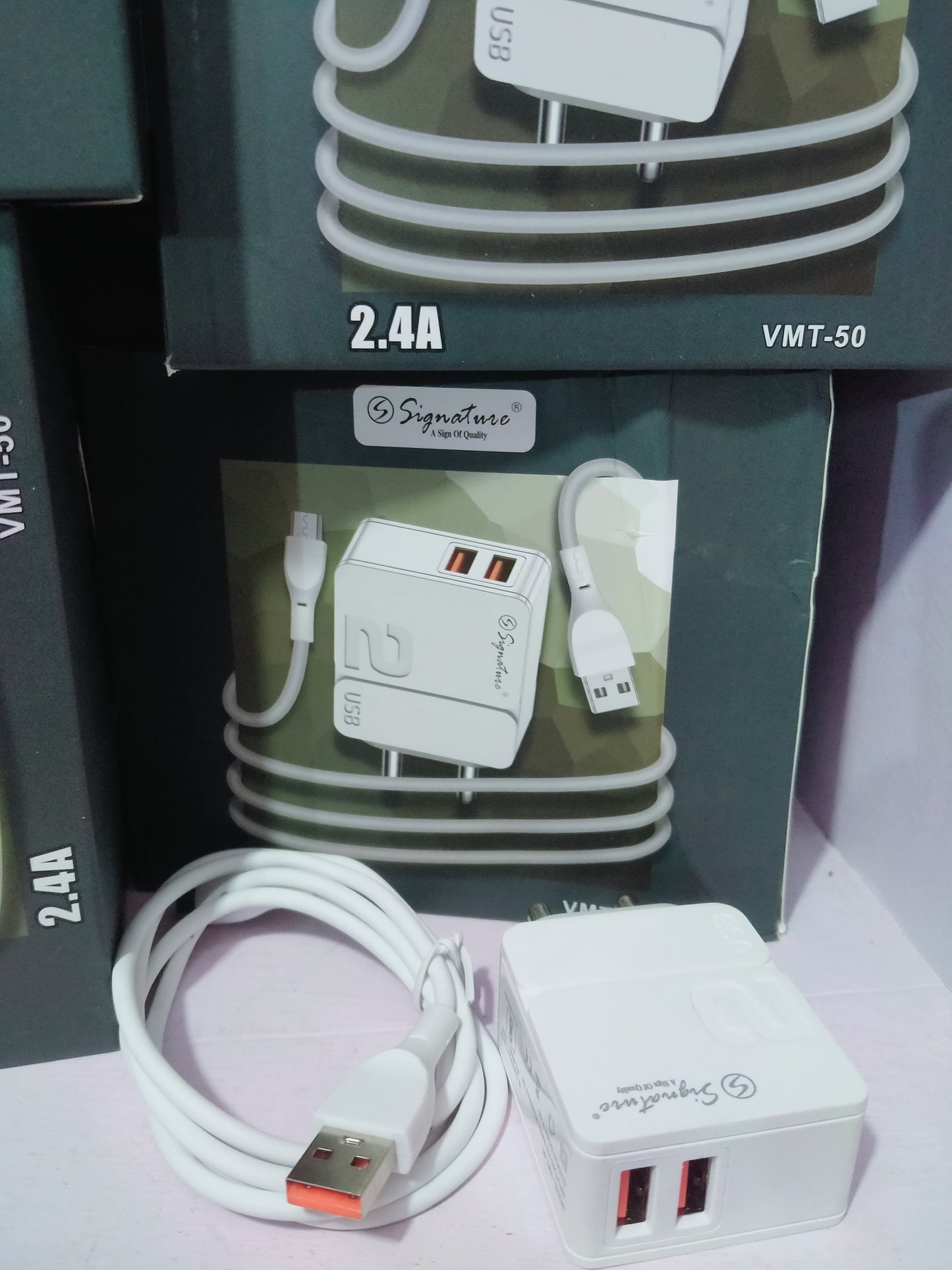 SIGNATURE VMT-50/ 2.4A,dual usb type c charger