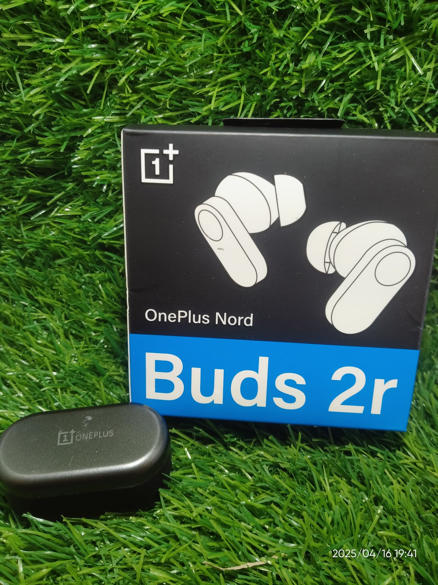 Oneplus Buds 2r earbuds