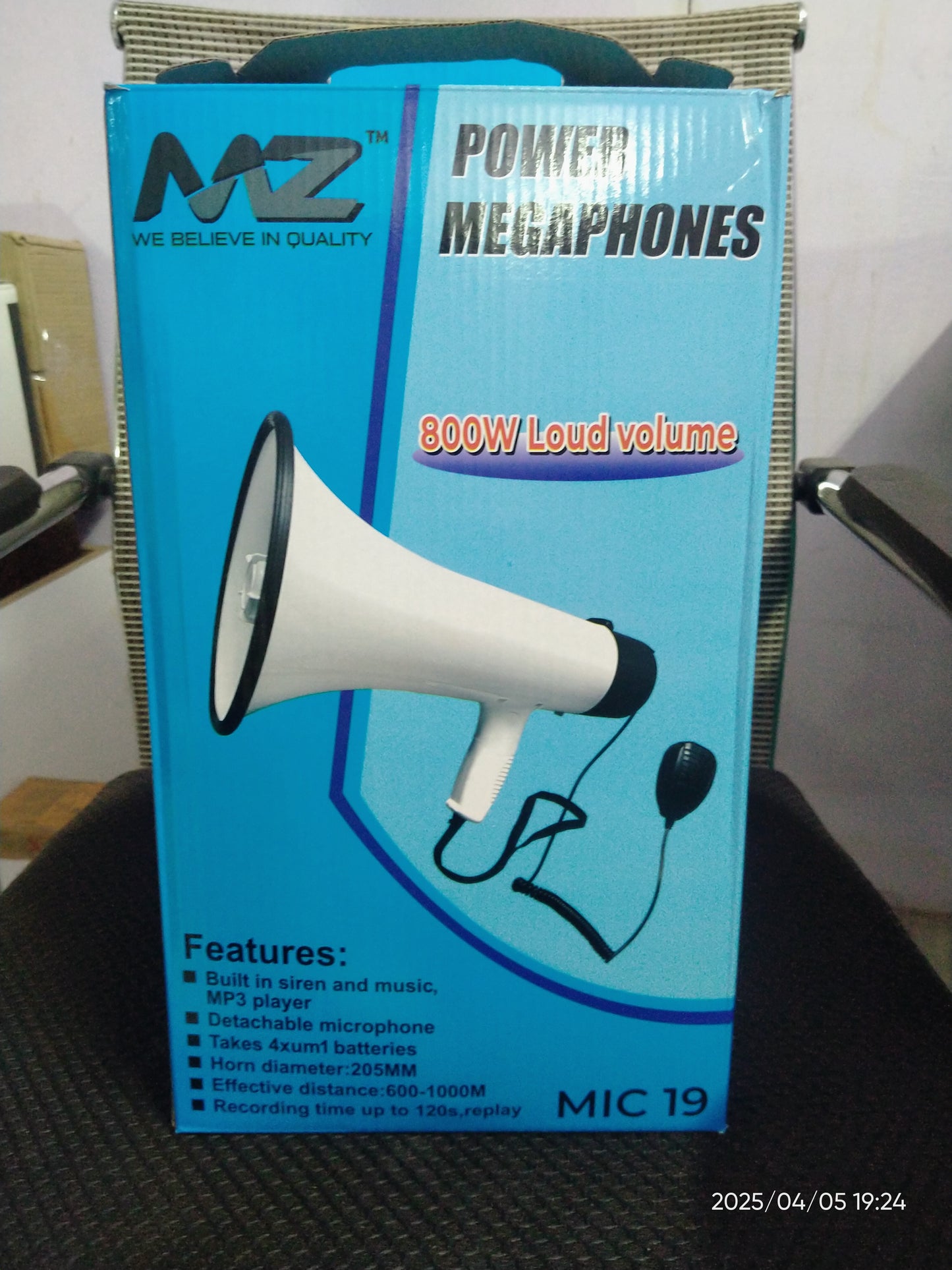 MZ MIC 19 Megaphone bluetooth speaker