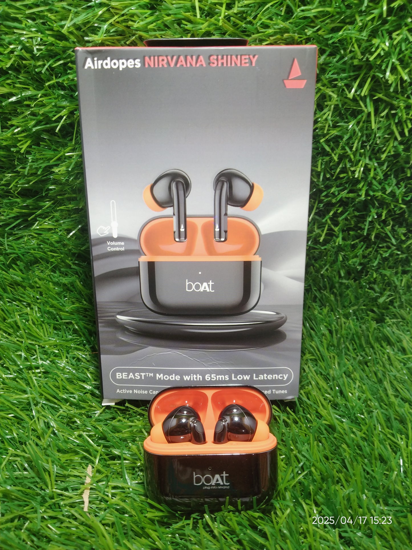 boat Nirvana SHINEY earbuds