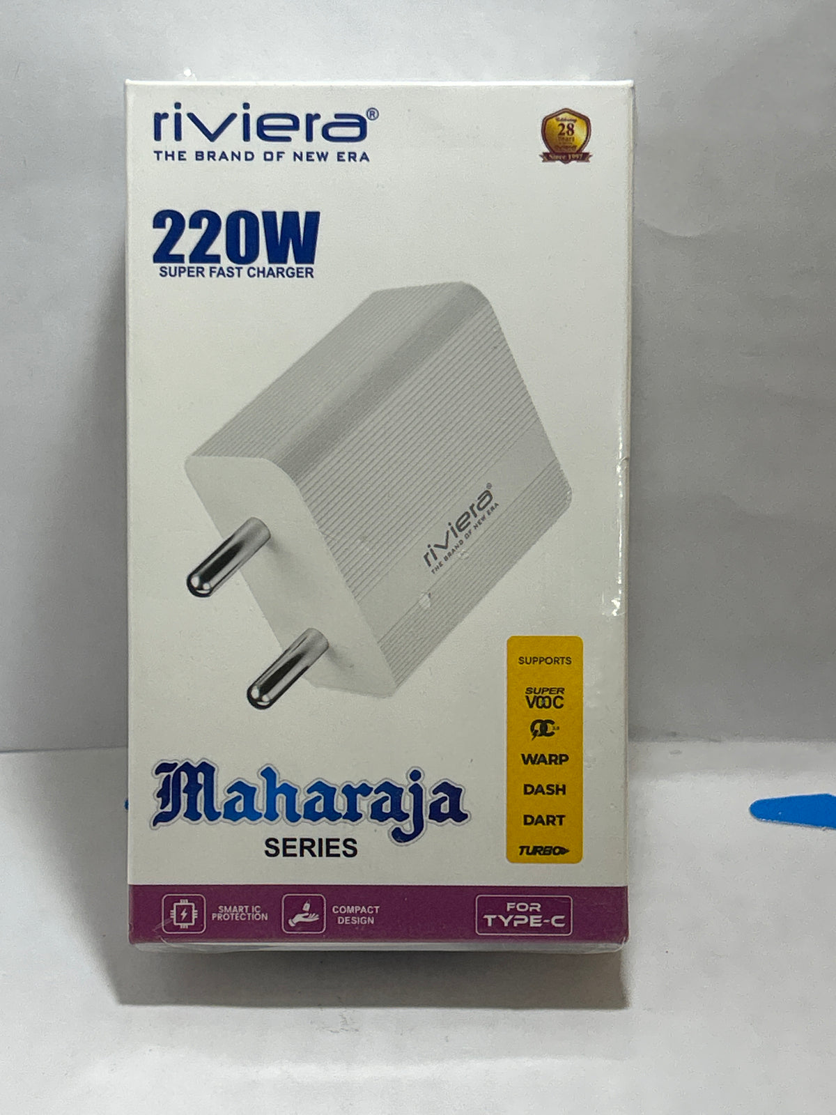 Riviera Maharaja 220W Super Fast Charger