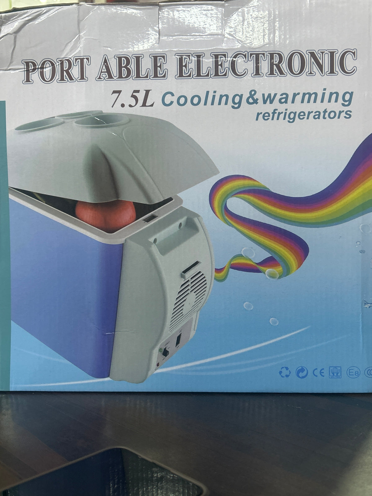 Portable 7.5L Mini Cooling & Heating Refrigerator