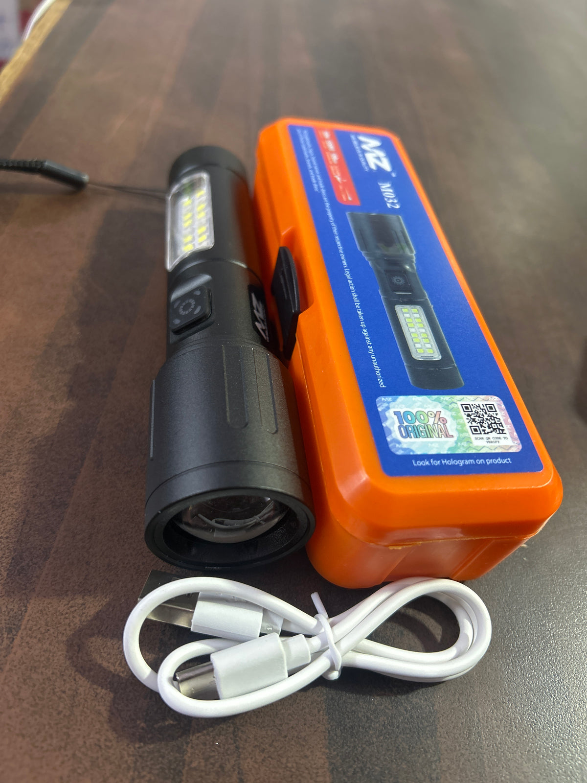 MZ M032 Metal torch