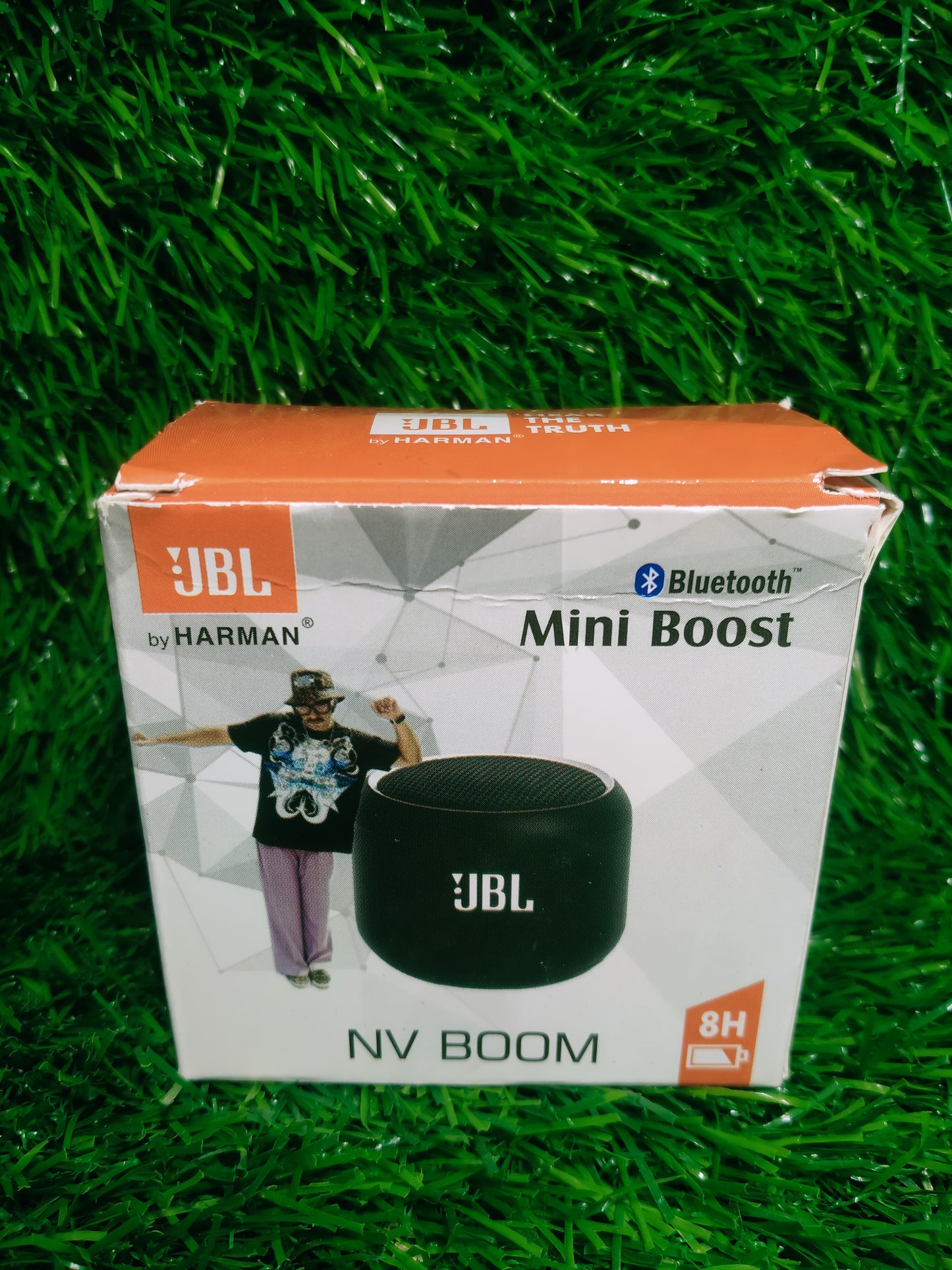 JbL mini boost NV BOOM Bluetooth speaker