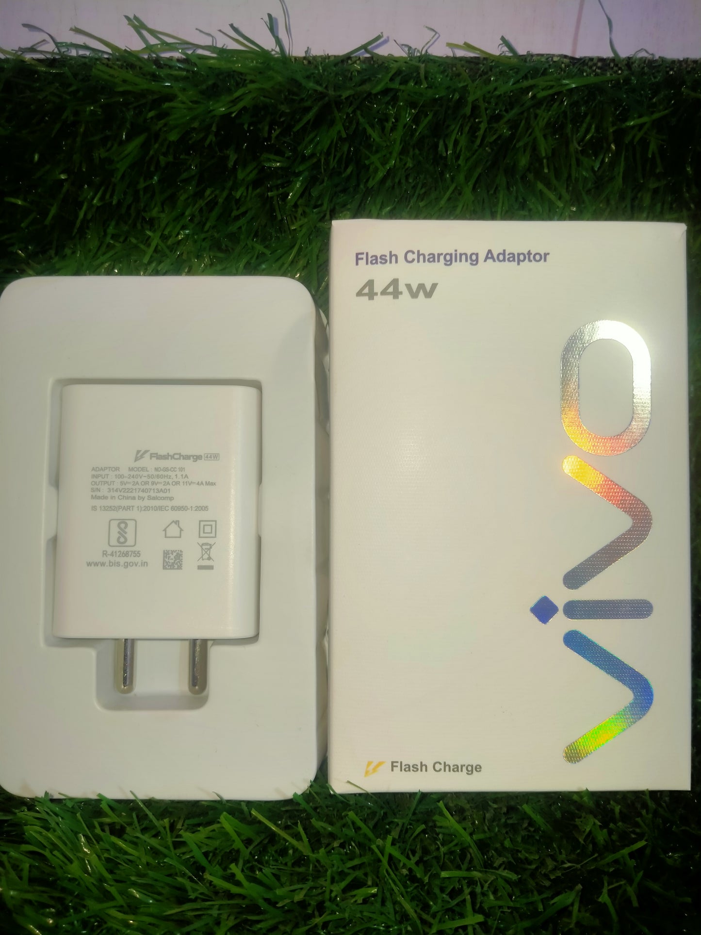 VIVO 44W, 2A Flash charger adaptor