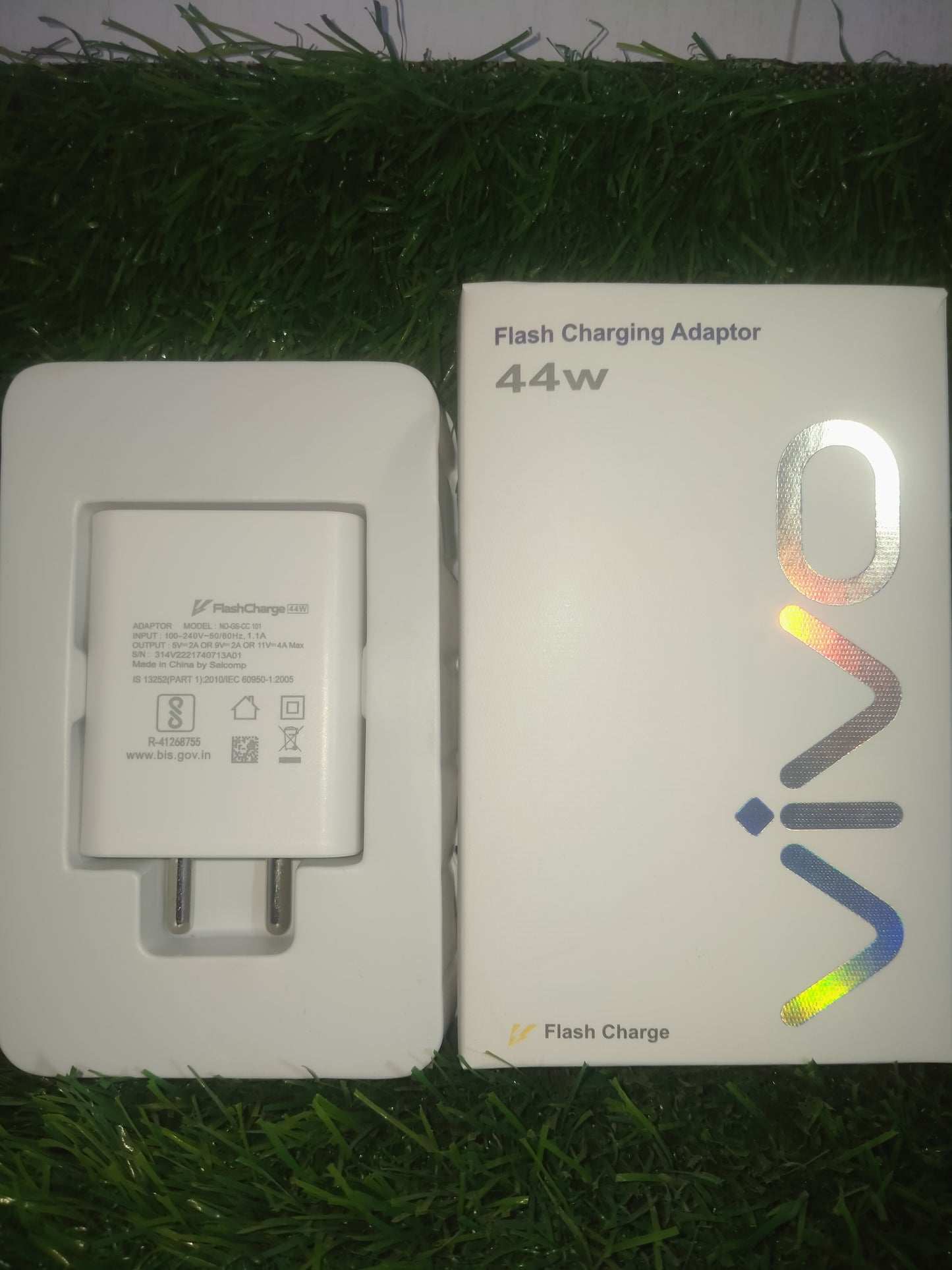 VIVO 44W, 2A Flash charger adaptor