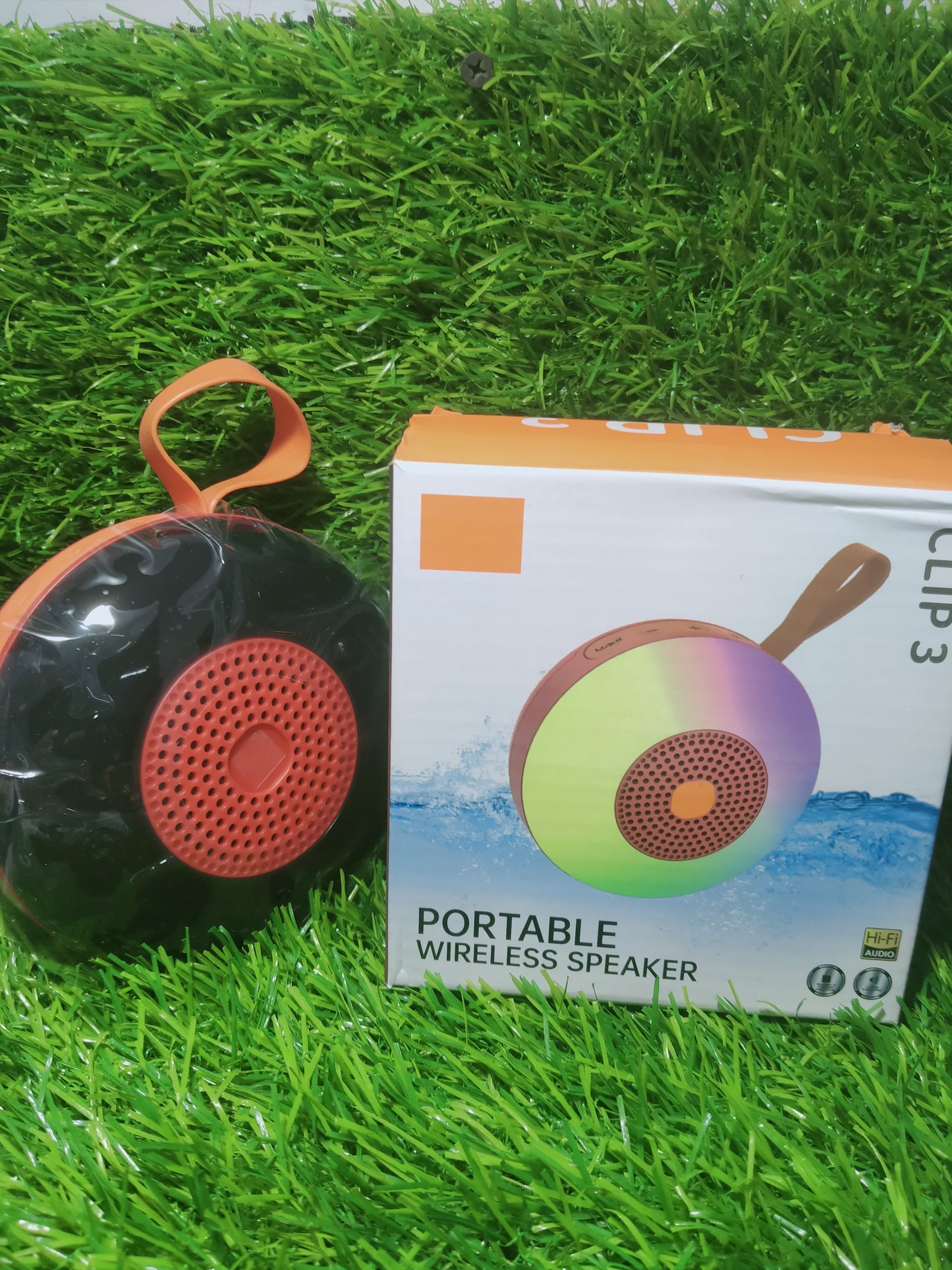 CLIP- 3 PORTABLE Wireless SPEAKER