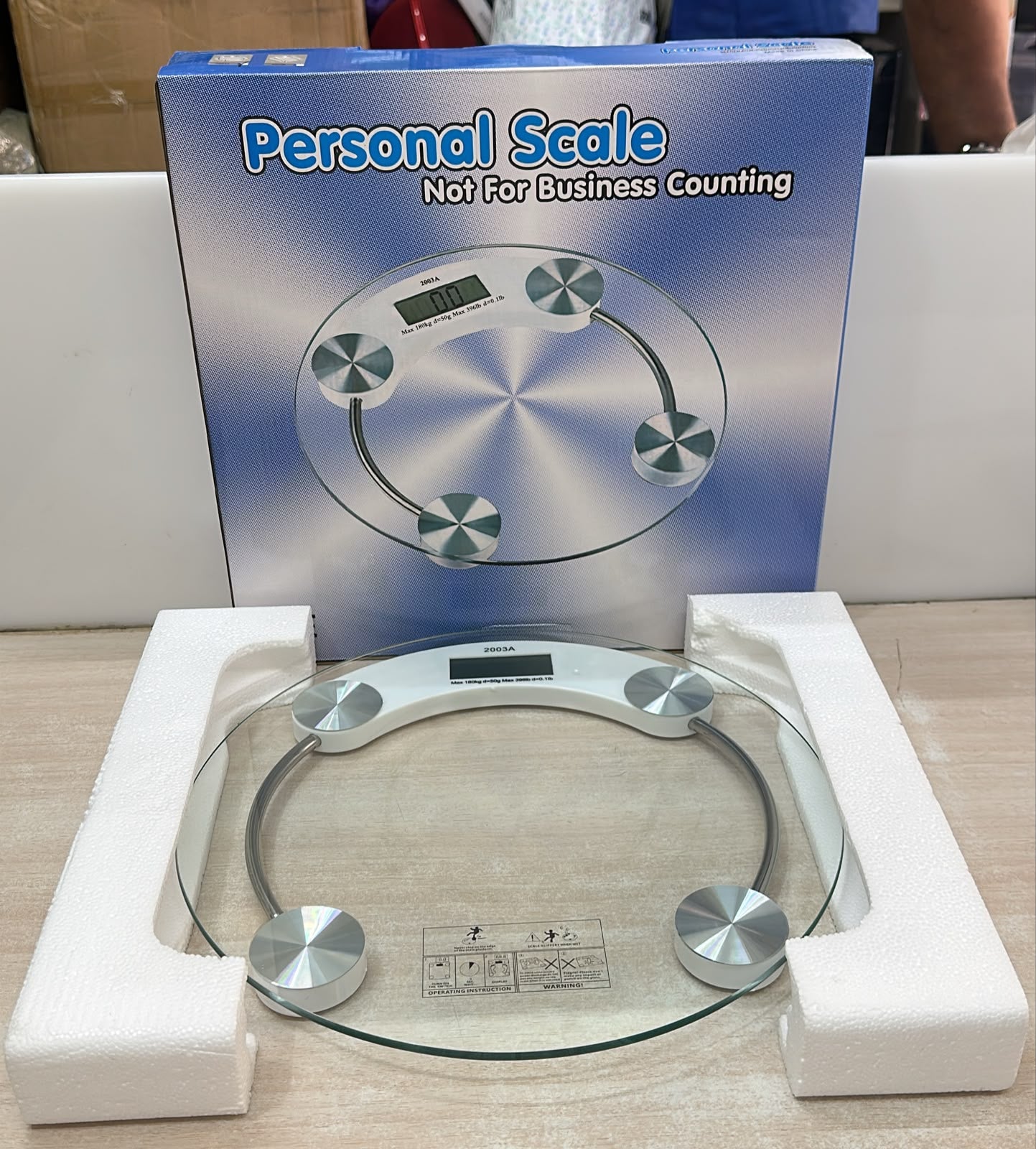 Personal Scale Digital Weighing Machine for Body Weight with Round Glass Top