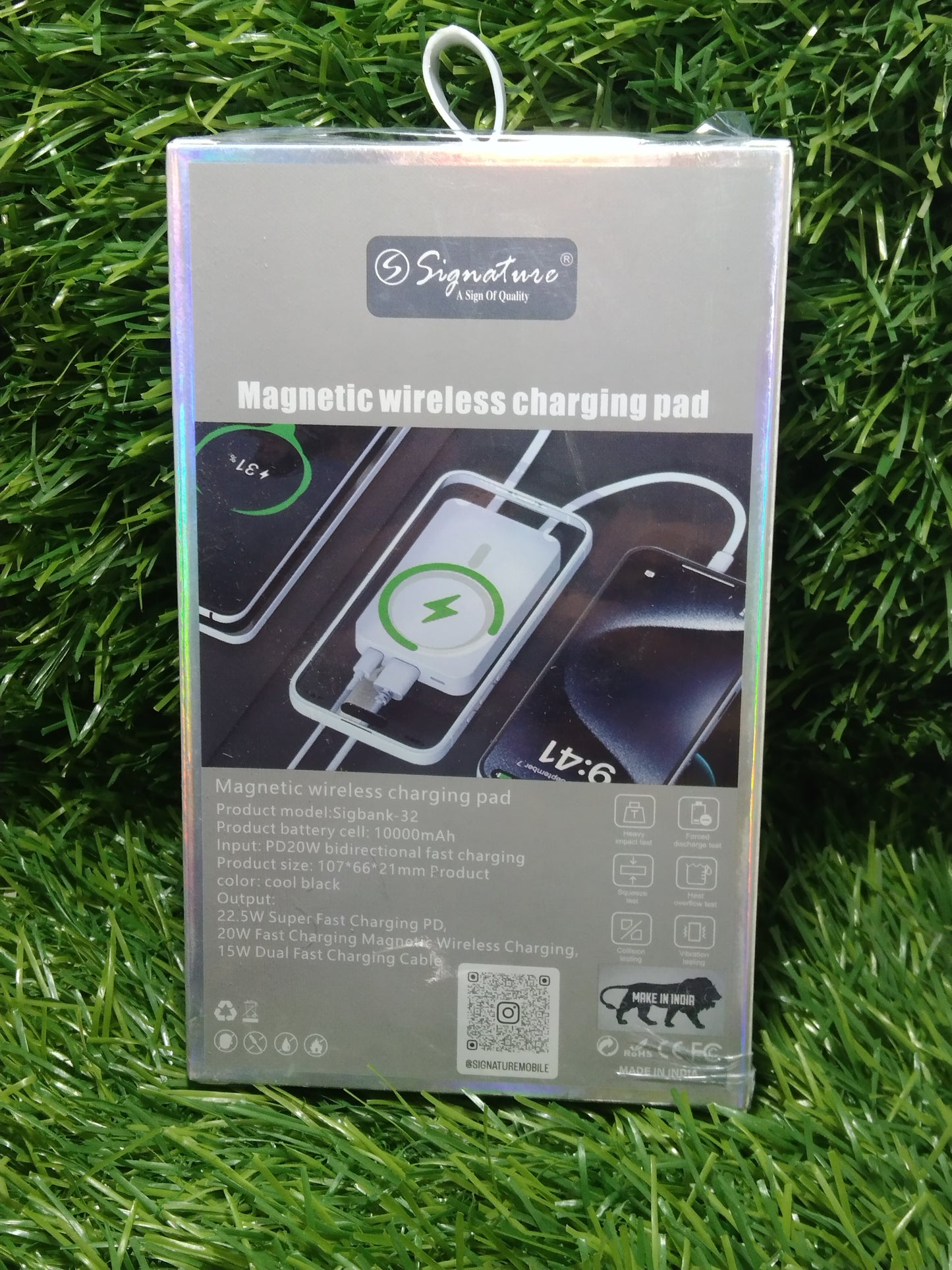Signature Sigbank-32 10000mAh Magnetic Wireless Charging Pad